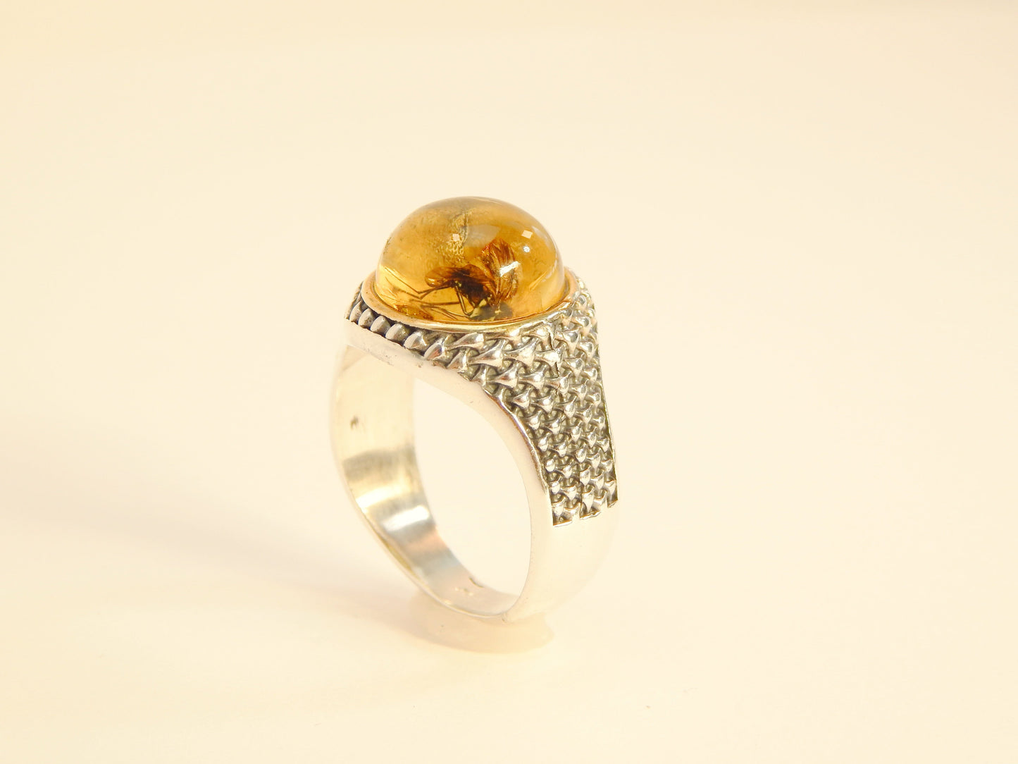 Natural Baltic Lemon Amber with Fossilized Insect Unisex Ring in 925 Sterling Silver