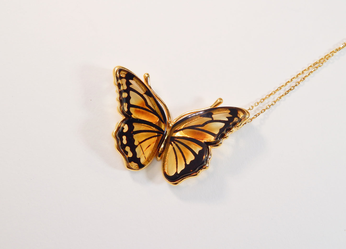Natural Baltic Amber Monarch Butterfly Pendant Necklace in 14k Gold Plated s925