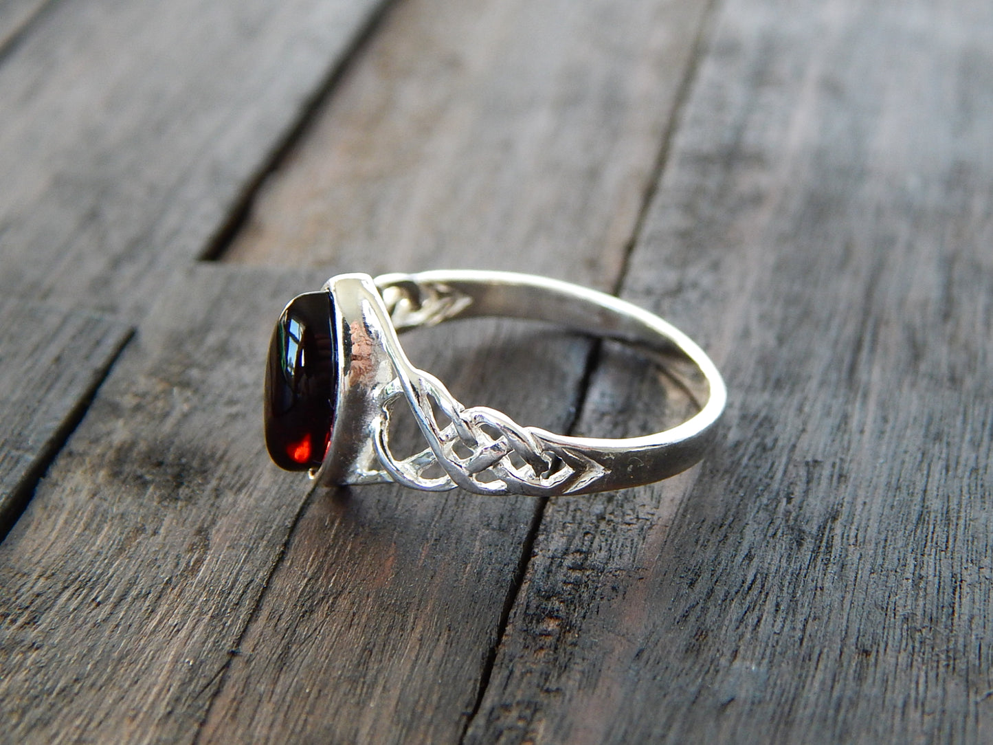 Natural Baltic Cherry Amber Celtic Ring in 925 Sterling Silver