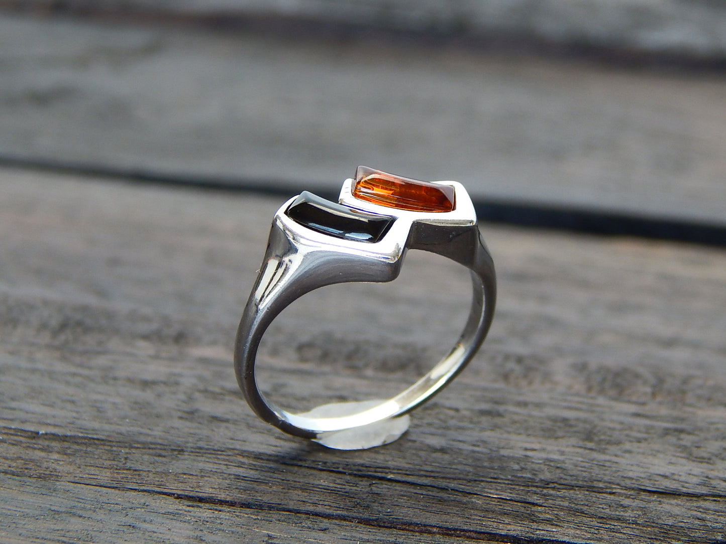 Natural Baltic Lithuanian Amber Minimalist Ring in 925 Sterling Silver