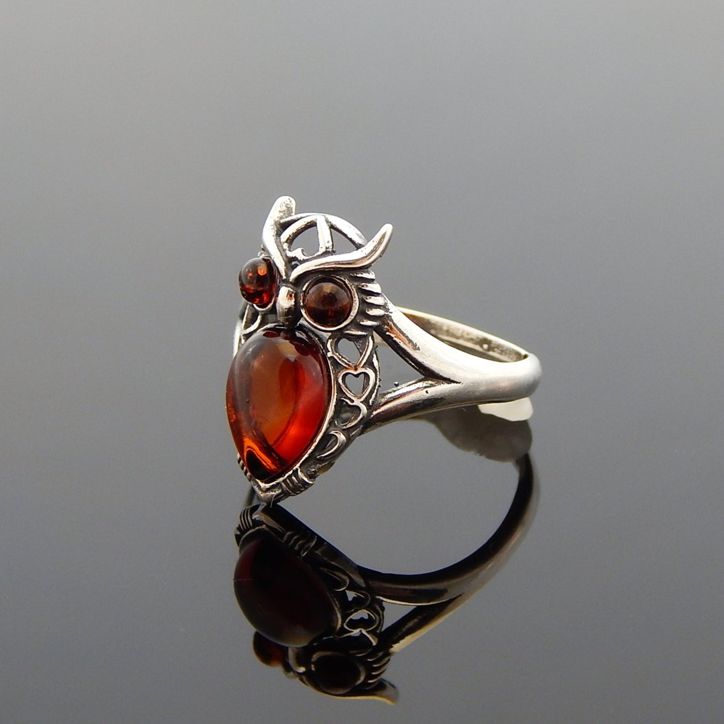 Natural Baltic Cherry Amber Great Horned Owl Adjustable Ring in 925 Sterling Silver