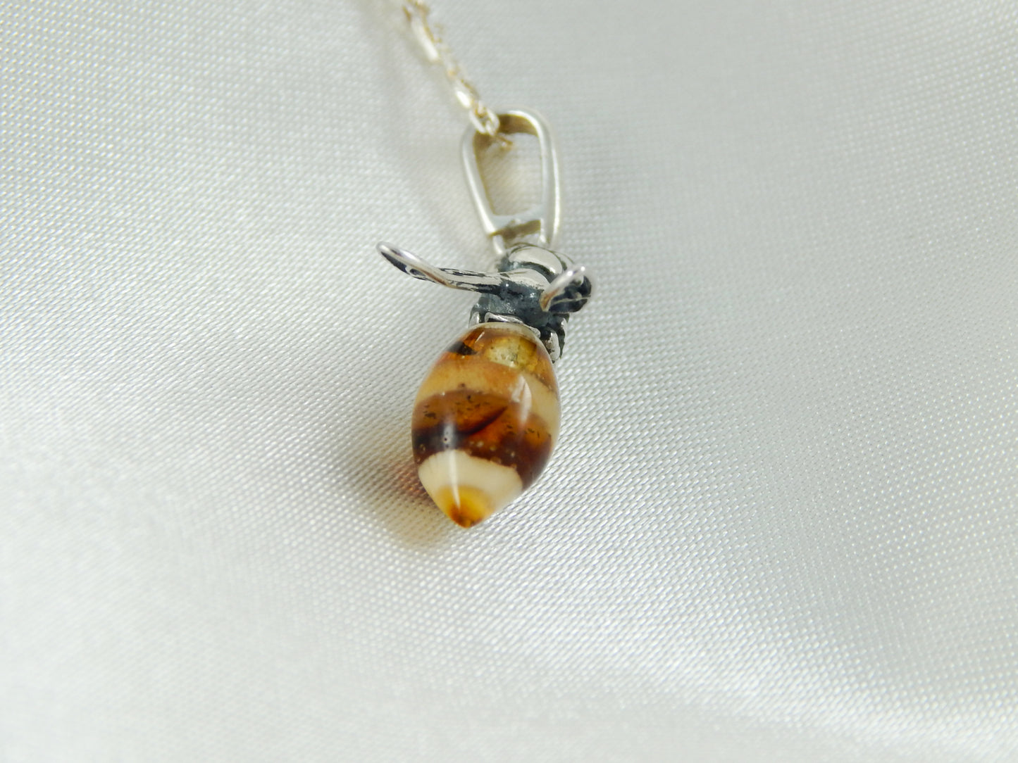 Natural Baltic Blonde Amber Honey Bee Necklace