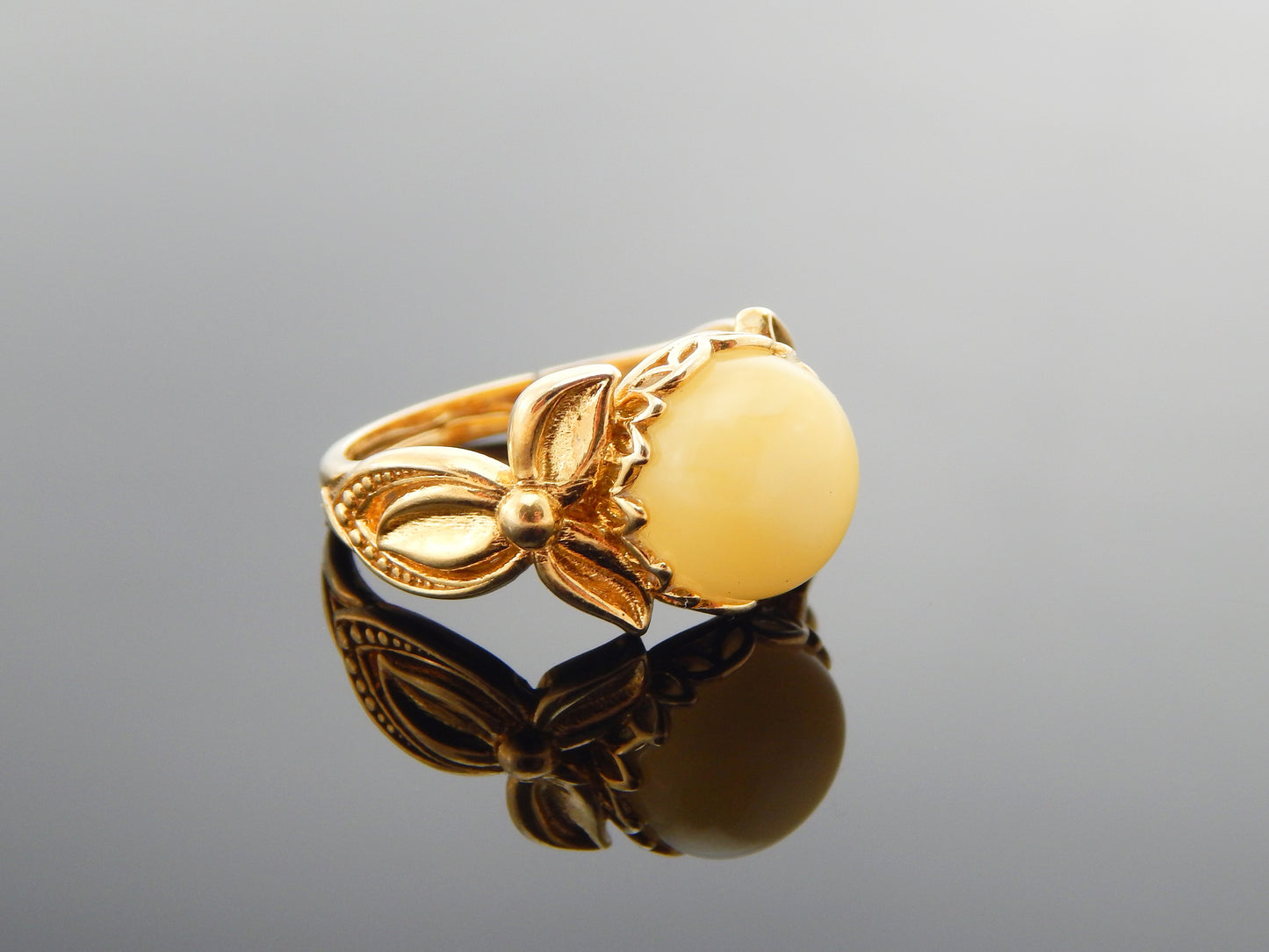 Natural Baltic Butterscotch Amber Royal Flower Adjustable Ring in 14k Gold Plated s925