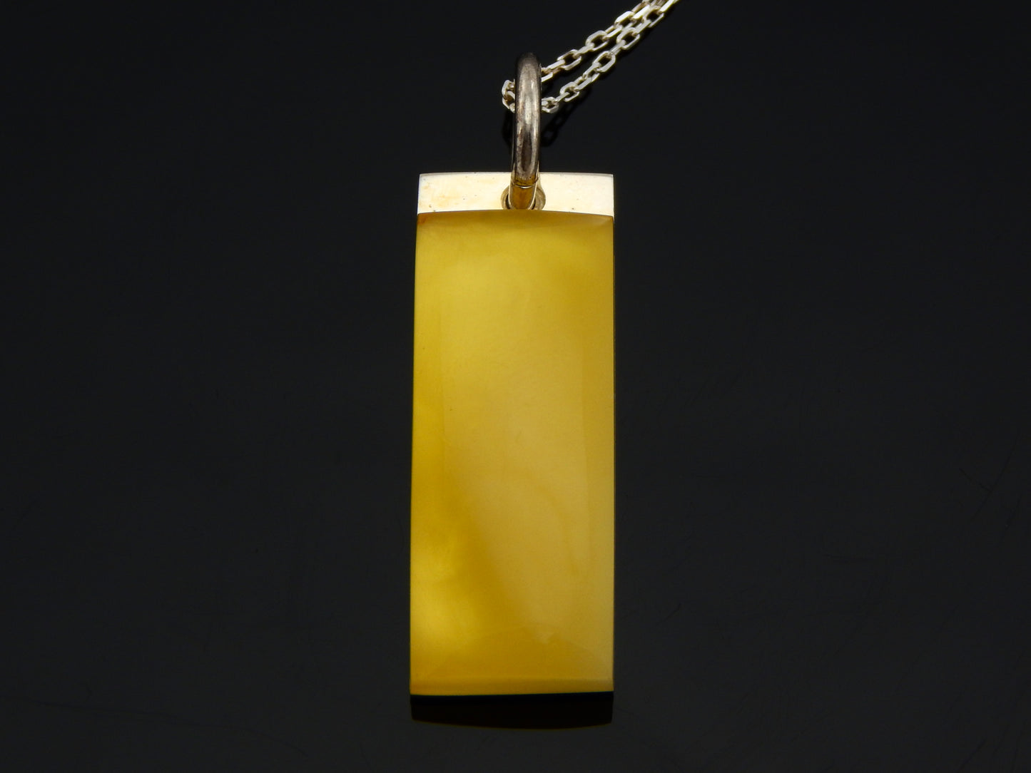 Aleksander Gliwinski Lemon Amber Modern Necklace in 925 Sterling Silver